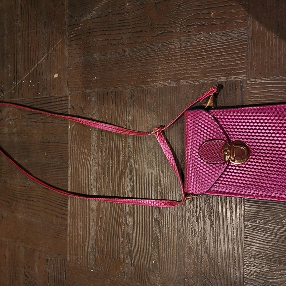 Pink purse - Picture 2 of 2